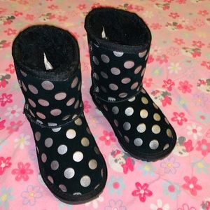 Authentic Toddler size 9 Ugg Boots LIKE NEW!!